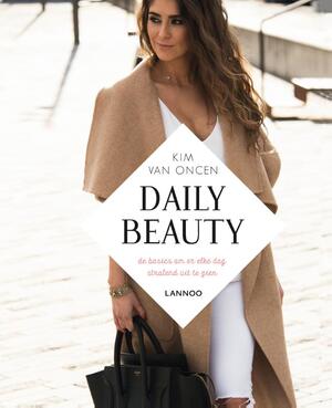 Daily beauty - Kim Van Oncen Daily beauty - Kim Van Oncen