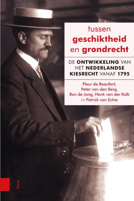 Tussen geschiktheid en grondrecht - Fleur de Beaufort, Peter van den Berg, Ron de Jong, Henk van der Kolk, Patrick van Schie Tussen geschiktheid en grondrecht - Fleur de Beaufort, Peter van den Berg, Ron de Jong, Henk van der Kolk, Patrick van Schie